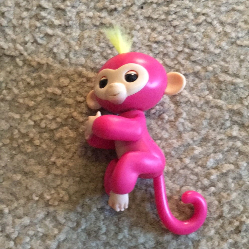 Fingerlings pink monkey